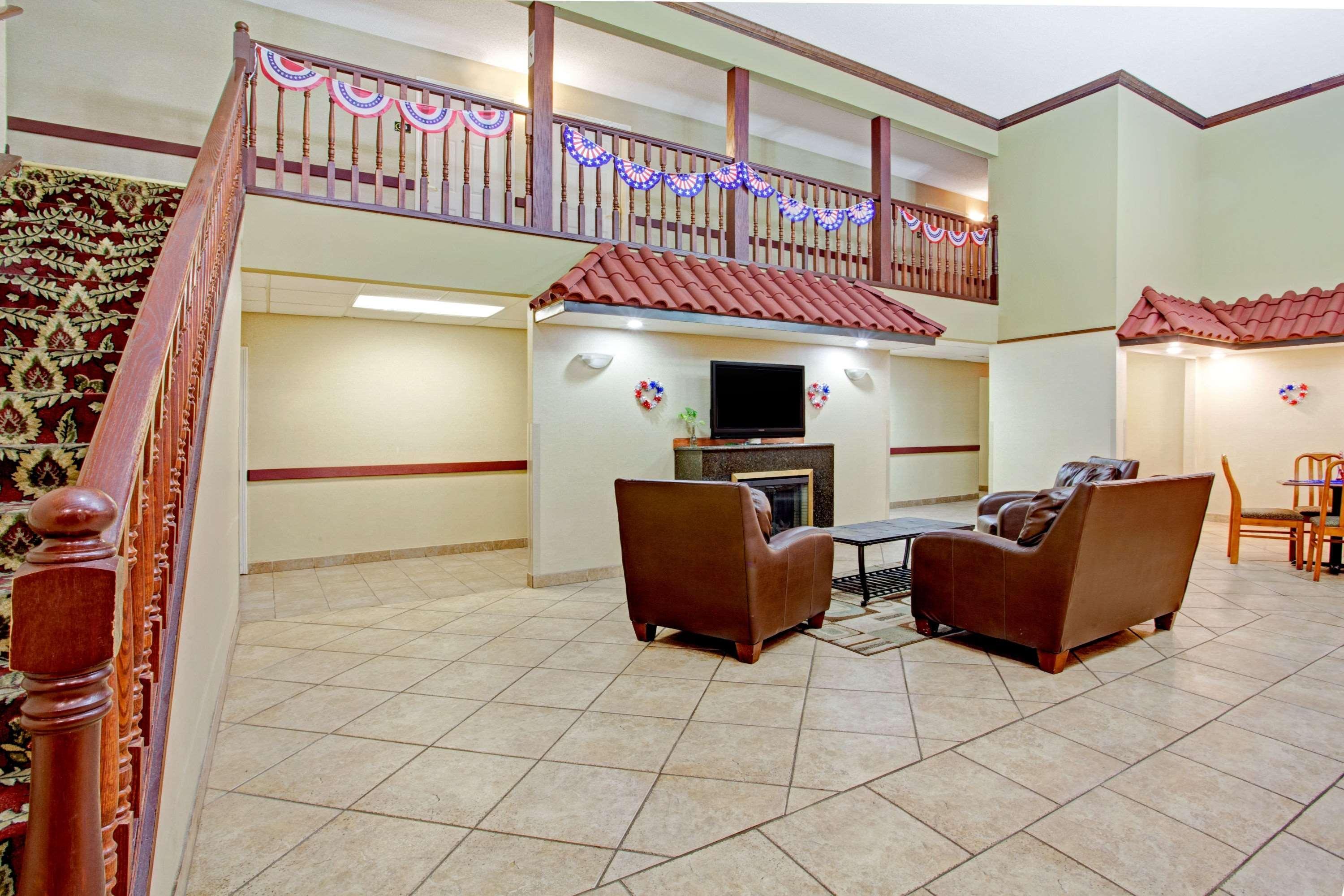 Super 8 By Wyndham Forrest City Ar מראה חיצוני תמונה
