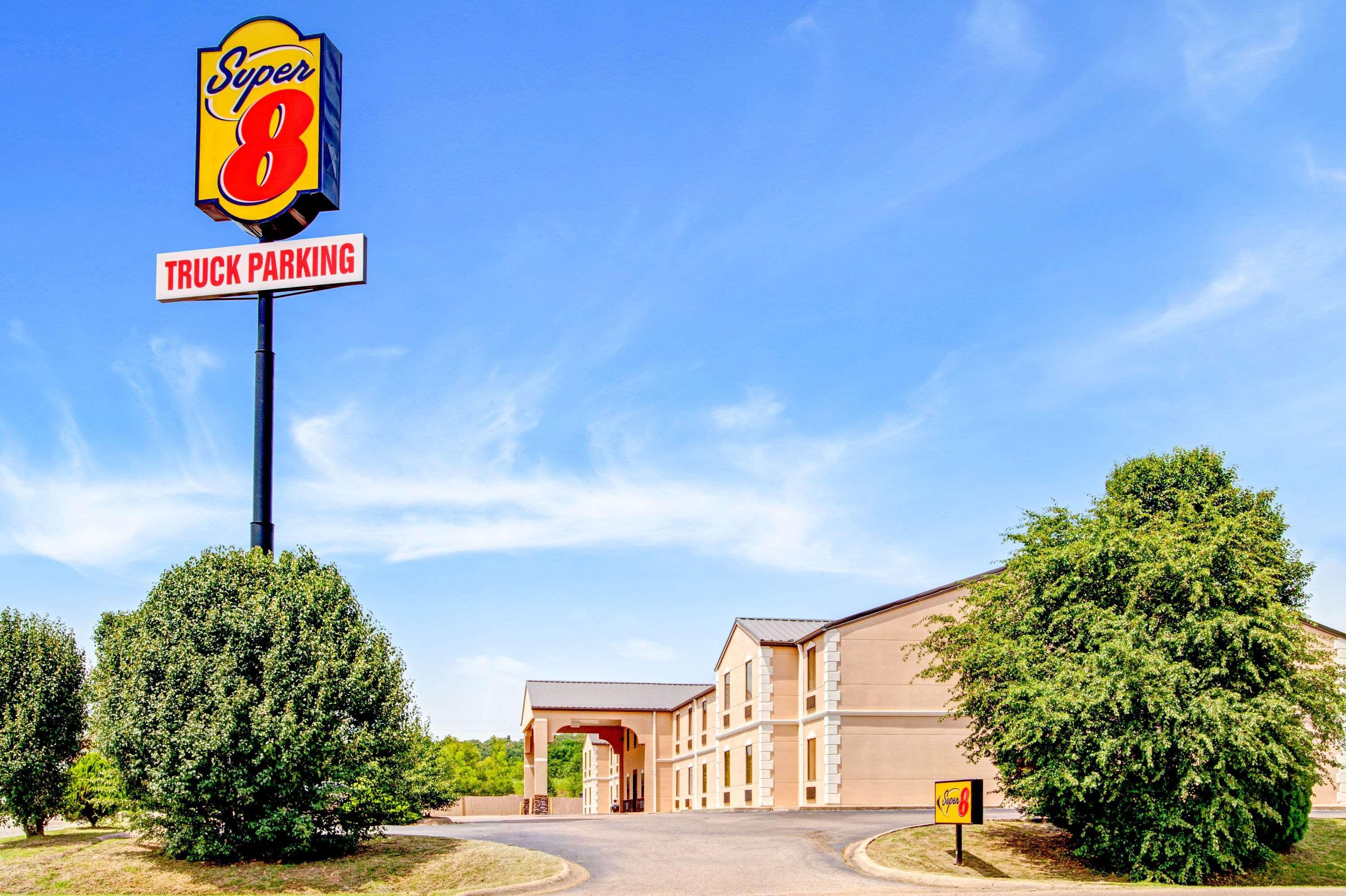 Super 8 By Wyndham Forrest City Ar מראה חיצוני תמונה