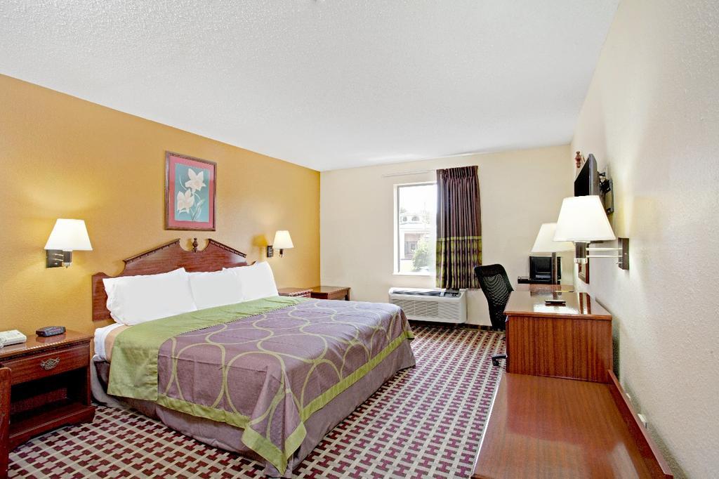 Super 8 By Wyndham Forrest City Ar מראה חיצוני תמונה